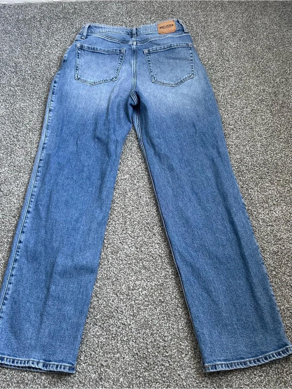 Hollister Ultra High Rise Dad Jean - Picture 3 of 3